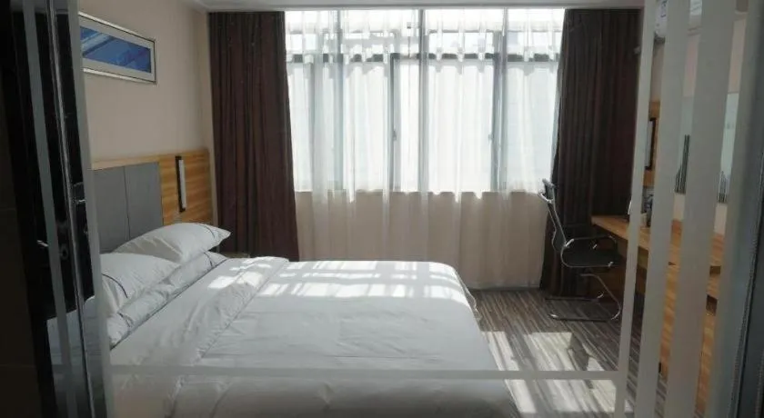 Bed in City Comfort Inn Hu'nan University Of Chinese Medicine