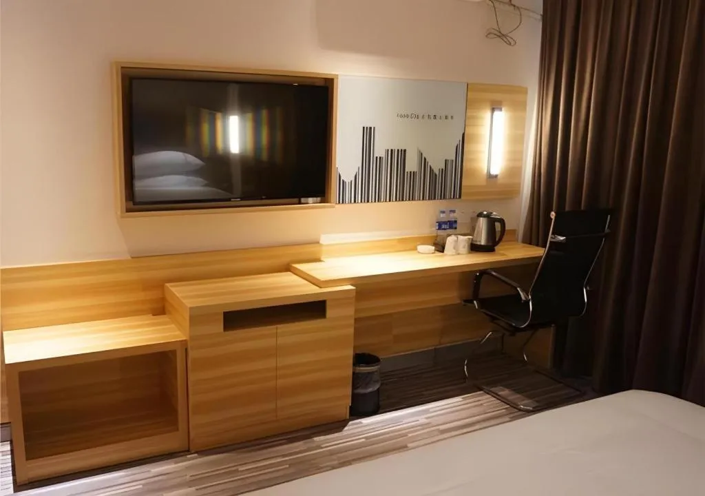 Bed in City Comfort Inn Hu'nan University Of Chinese Medicine