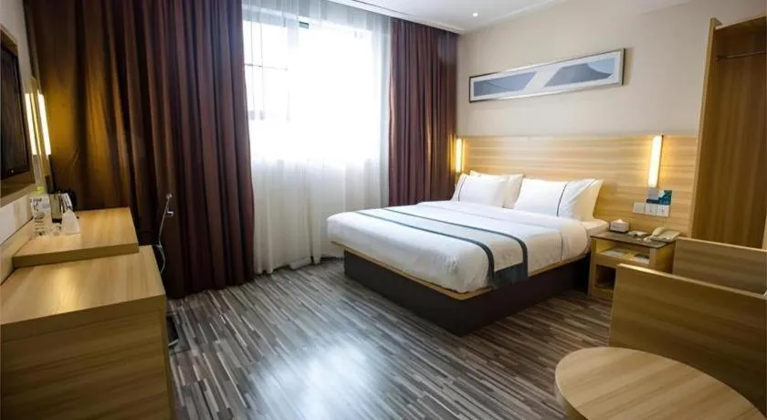 Bed in City Comfort Inn Nanning Police Academy Xianhu Food Street