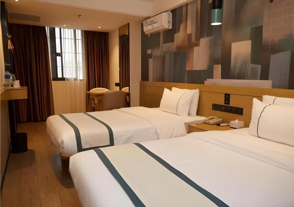 Bed in City Comfort Inn Shantou Tianshan Road Xinyicheng