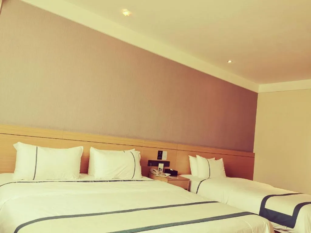 Bed in City Comfort Inn Shantou Tianshan Road Xinyicheng