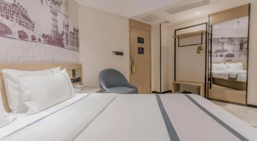 Bed in City Comfort Inn Foshan Gaoming Huaying Square