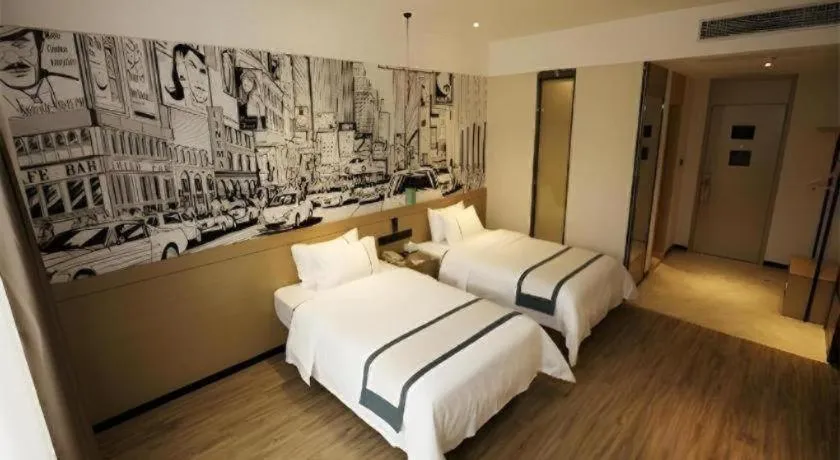 Bed in City Comfort Inn Foshan Gaoming Huaying Square