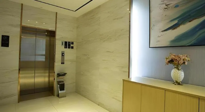 City Comfort Inn Huanggang Wuxue Bus Center