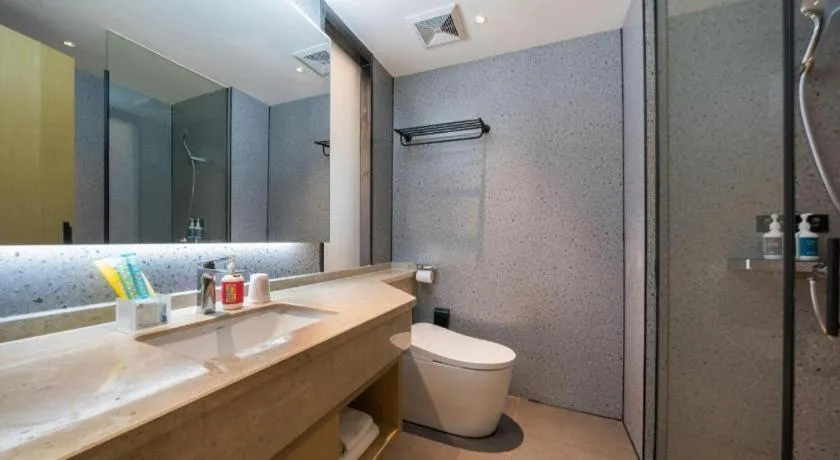 City Comfort Inn Huanggang Wuxue Bus Center