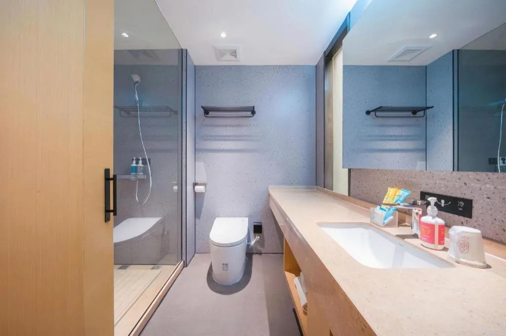 City Comfort Inn Huanggang Wuxue Bus Center