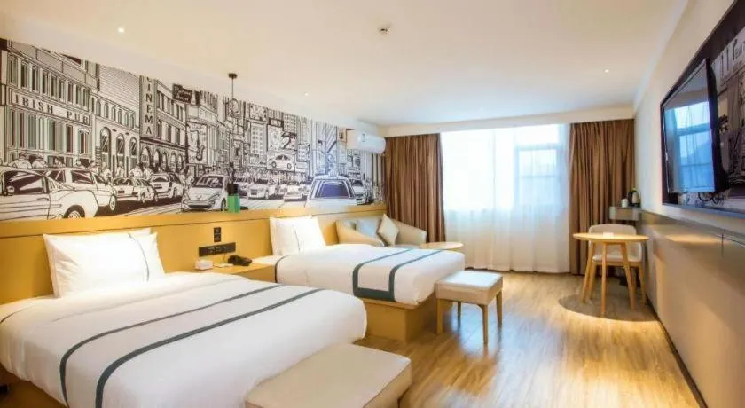 Bed in City Comfort Inn Hotel Guilin Hongling Road