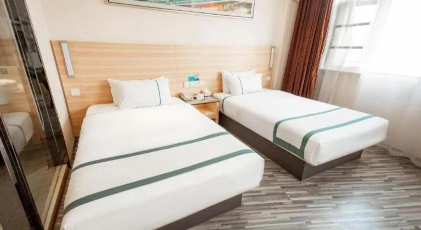 Bed in City Comfort Inn Huanggang Macheng City Macheng Square