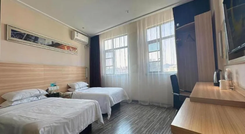 Bed in City Comfort Inn Huanggang Macheng City Macheng Square