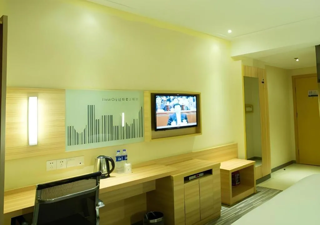 City Comfort Inn Huanggang Macheng City Macheng Square