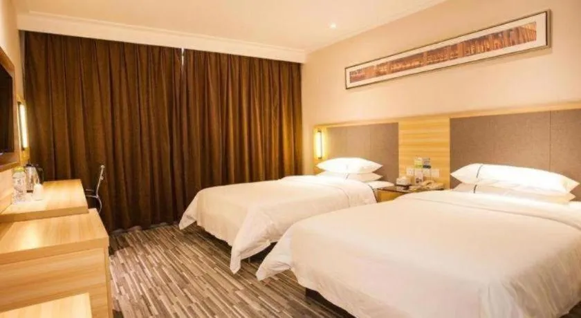 Bed in City Comfort Inn Zhanjiang Seaside Park Guanhai Corridor