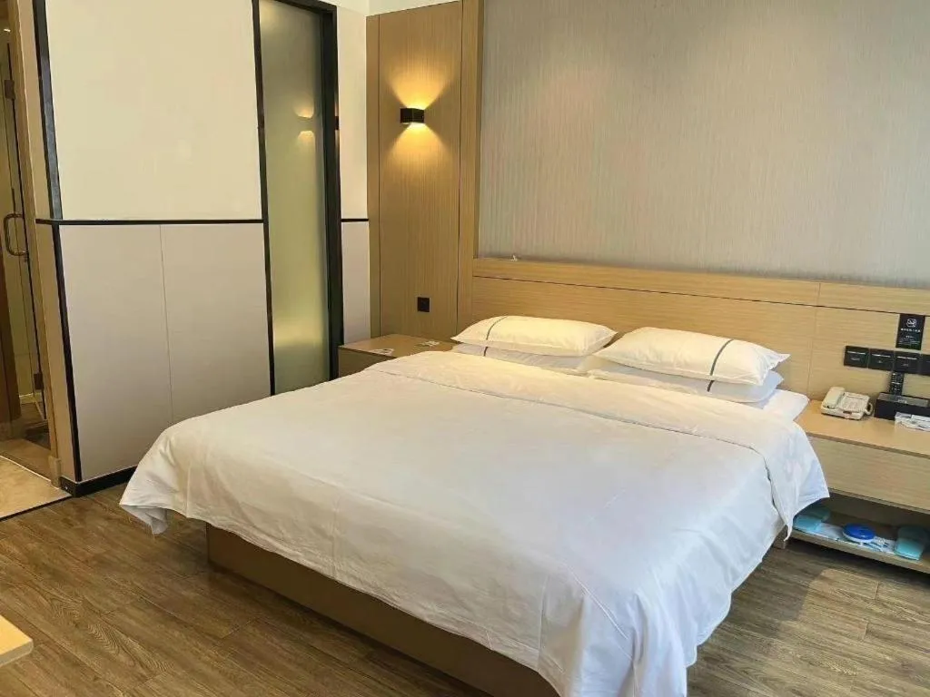 Bed in City Comfort Inn Suizhou Railway Station