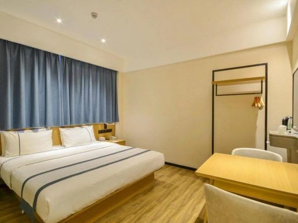 Bed in City Comfort Inn Suizhou Railway Station