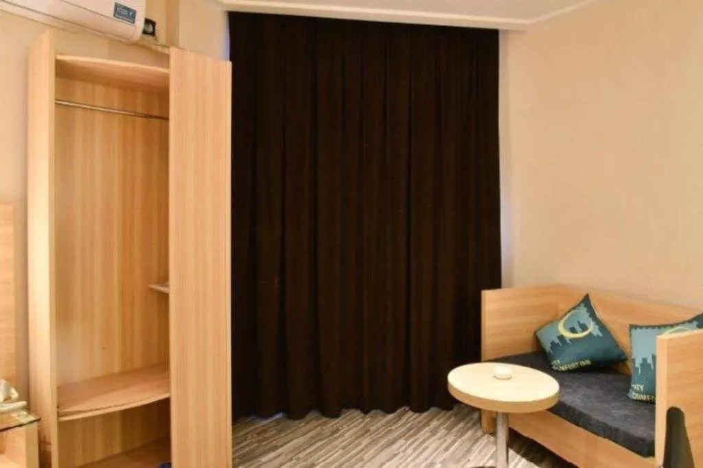 City Comfort Inn Xianning Chongyang Taoxi Avenue