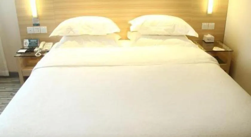Bed in City Comfort Inn Xianning Chongyang Taoxi Avenue