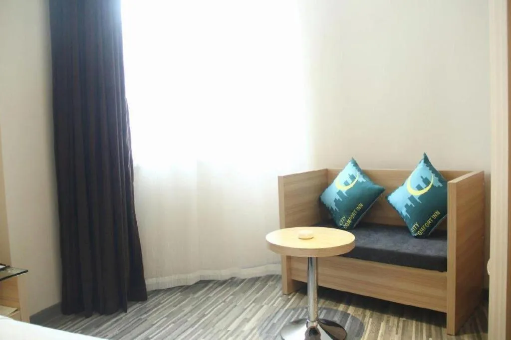 City Comfort Inn Xianning Chongyang Taoxi Avenue