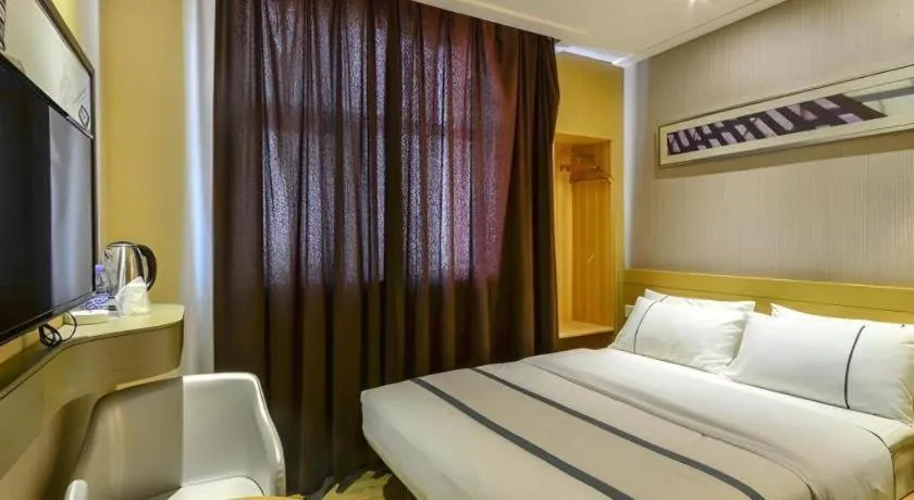 Bed in City Comfort Inn Jingzhou Jianli Jiangcheng Road