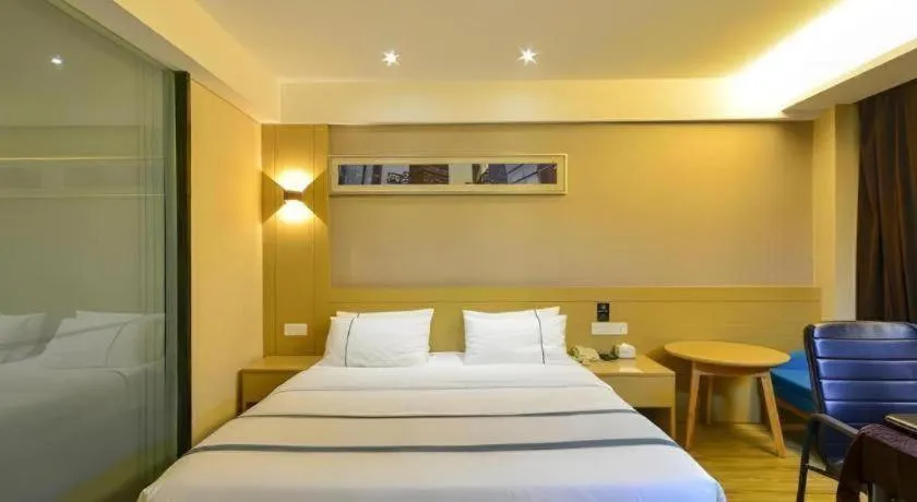 Bed in City Comfort Inn Jingzhou Jianli Jiangcheng Road