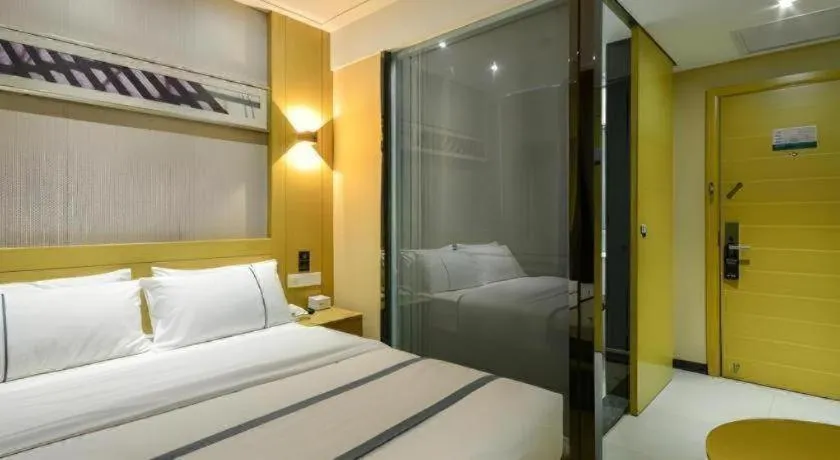 Bed in City Comfort Inn Jingzhou Jianli Jiangcheng Road