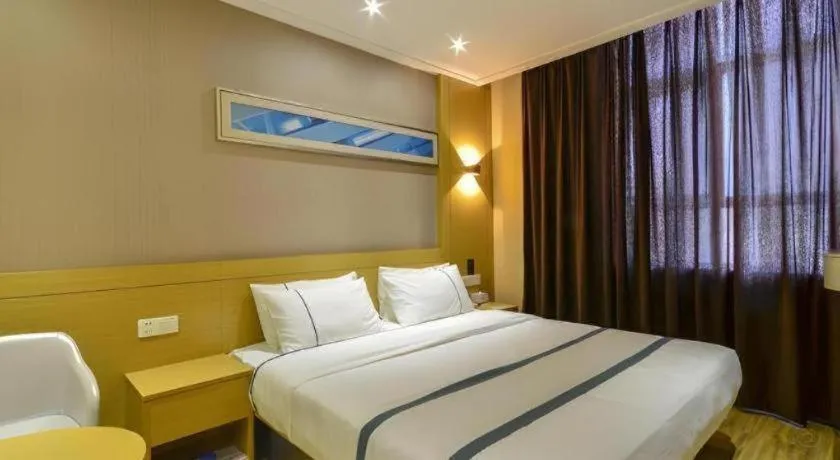 Bed in City Comfort Inn Jingzhou Jianli Jiangcheng Road