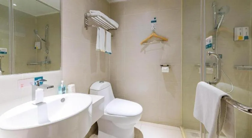 City Comfort Inn Wuhan International Square Union Medical College Hospital