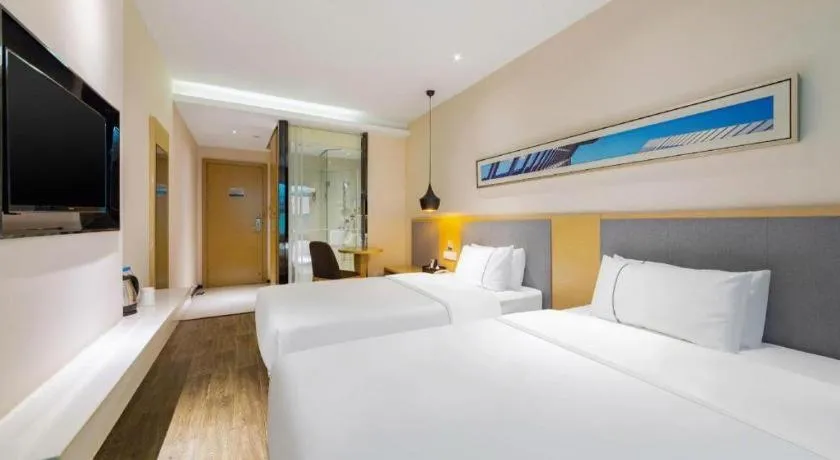 Bed in City Comfort Inn Wuhan International Square Union Medical College Hospital