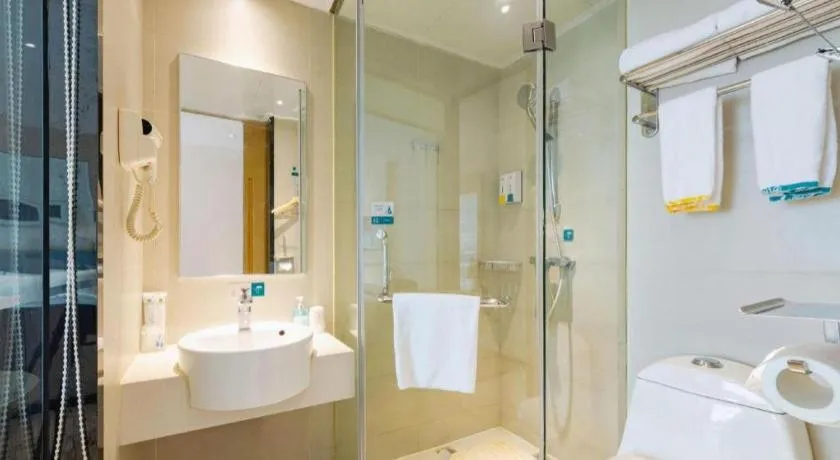 City Comfort Inn Wuhan International Square Union Medical College Hospital