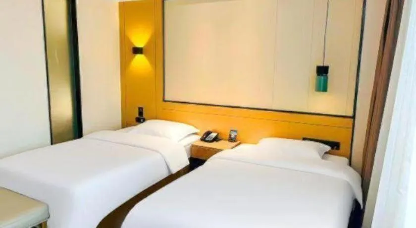 Bed in City Comfort Inn Jinan Railway Station Daming Lake