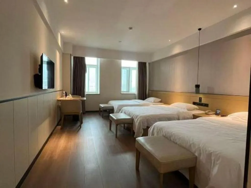 Bed in City Comfort Inn Jinan Railway Station Daming Lake