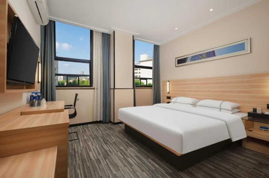 Bed in City Comfort Inn Huangshi Bei Station