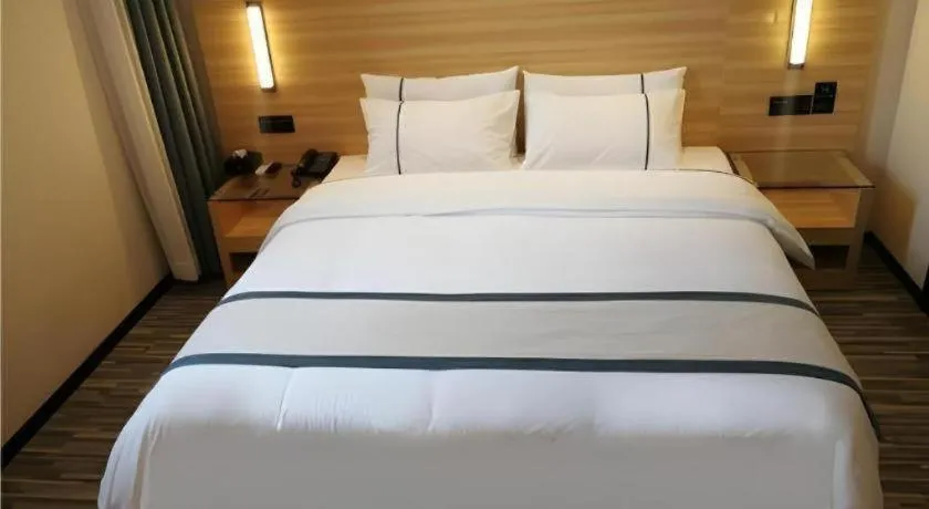 Bed in City Comfort Inn Huangshi Bei Station