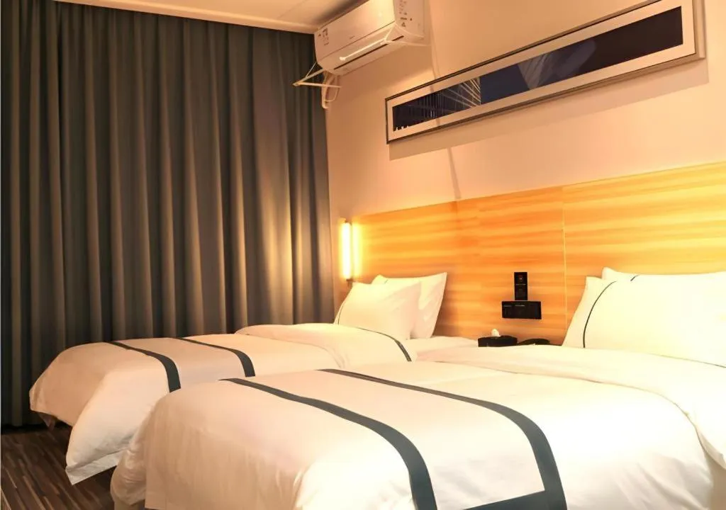 Bed in City Comfort Inn Huangshi Bei Station