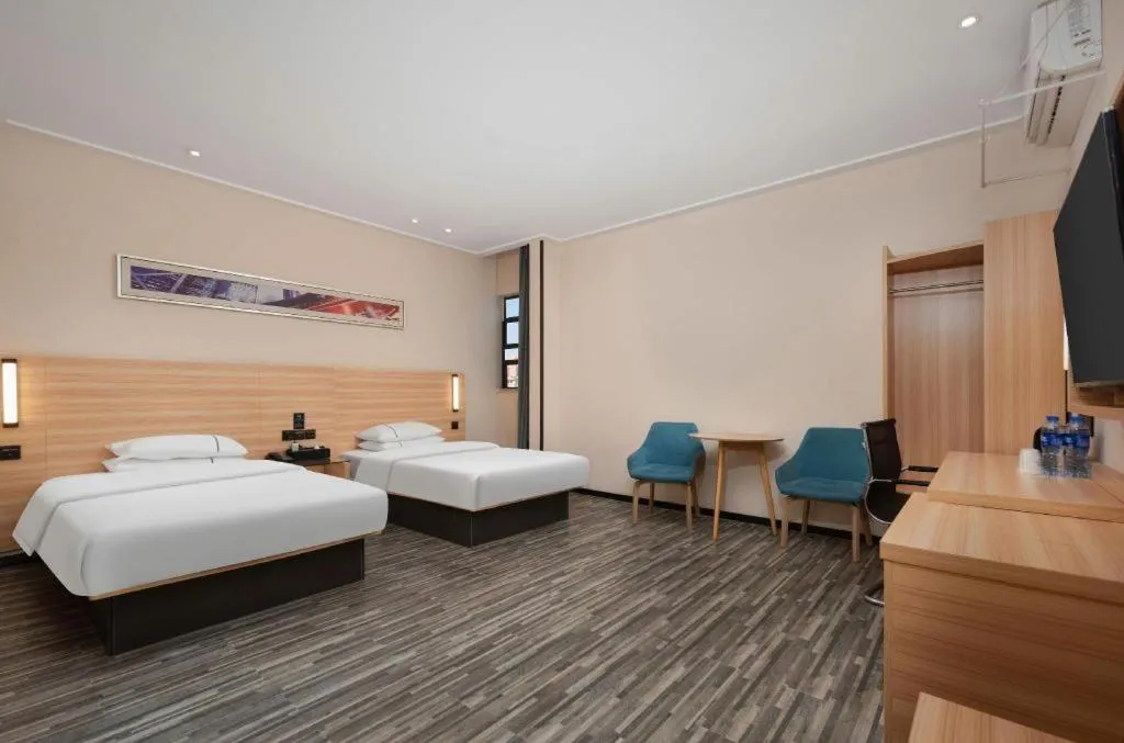 Bed in City Comfort Inn Huangshi Bei Station