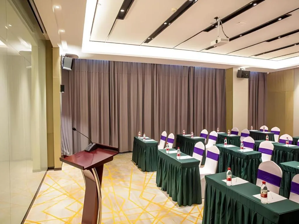 Echarm Hotel Huangshi Yingbin Avenue