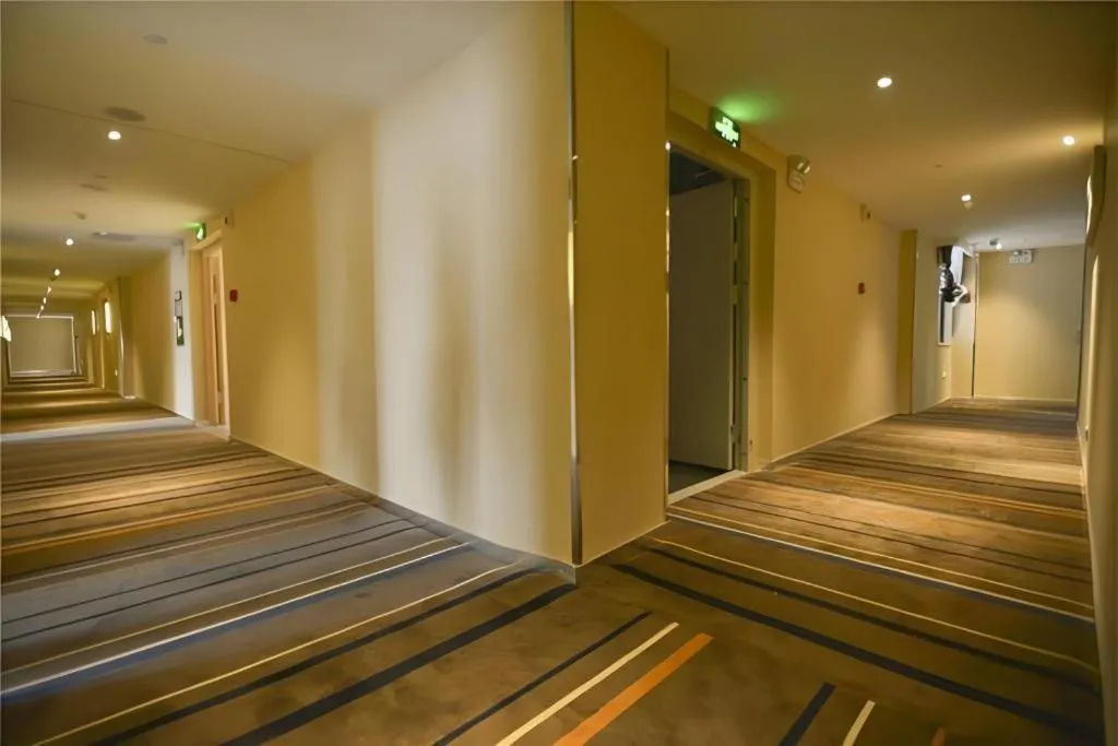 Bed in City Comfort Inn Hefei Anhui Medical University Affiliated Hospital USTC