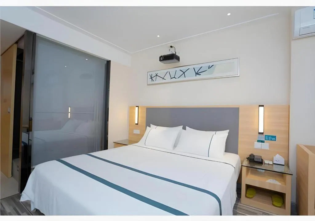 Bed in City Comfort Inn Hefei Anhui Medical University Affiliated Hospital USTC