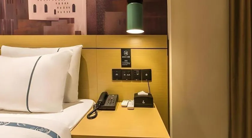 Bed in City Comfort Inn Nanning Jiangnan Wanda Plaza