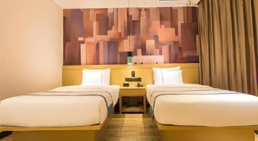 Bed in City Comfort Inn Nanning Jiangnan Wanda Plaza