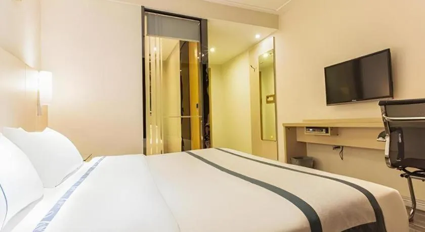 Bed in City Comfort Inn Nanning Wuming