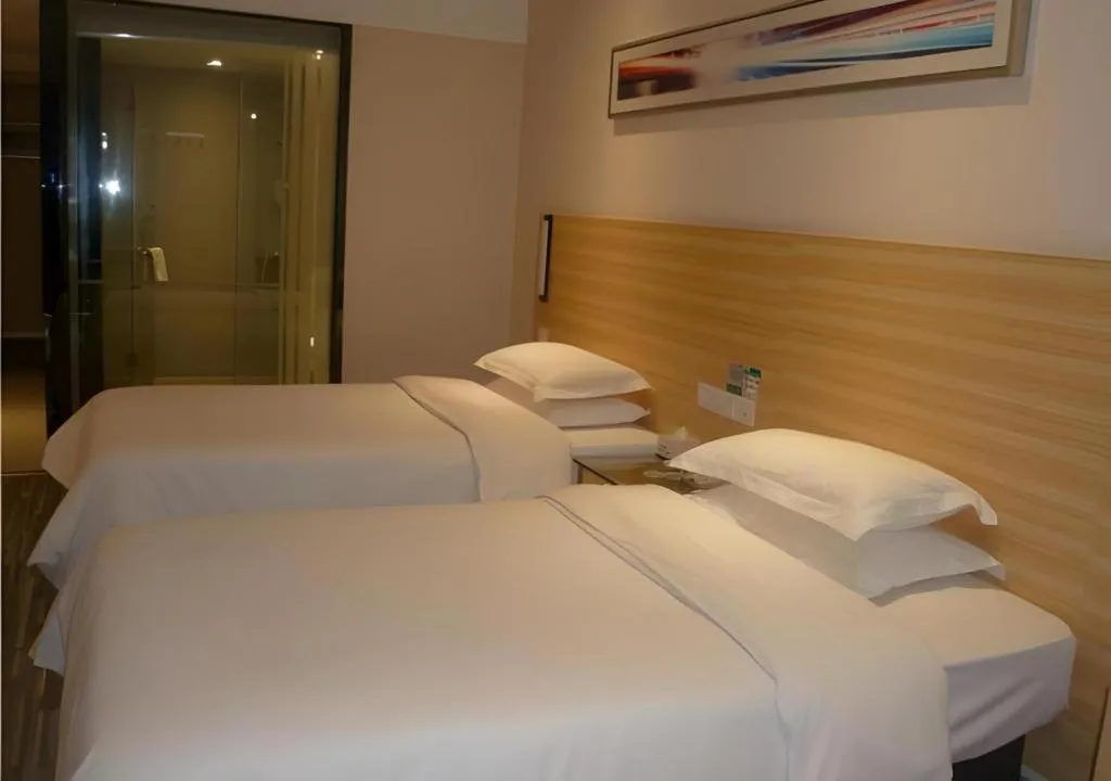 Bed in City Comfort Inn Jingmen Jingshan Passenger Station