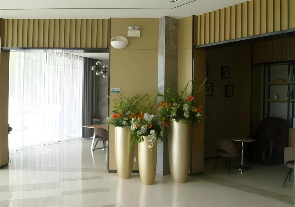 City Comfort Inn Jingmen Jingshan Passenger Station