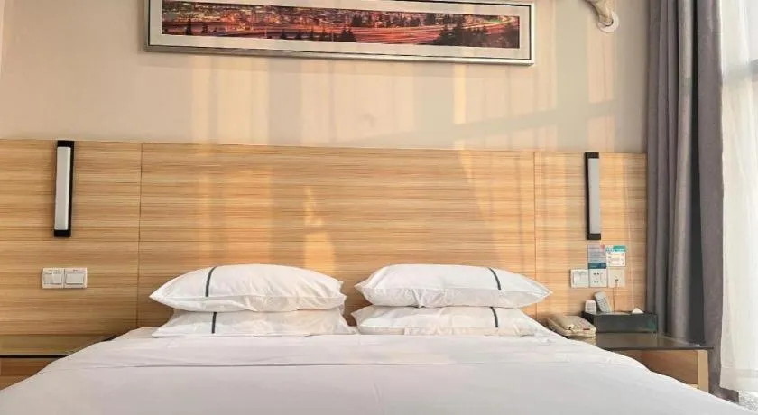 Bed in City Comfort Inn Jingmen Jingshan Passenger Station