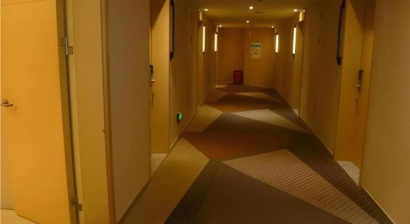 City Comfort Inn Jingmen Jingshan Passenger Station