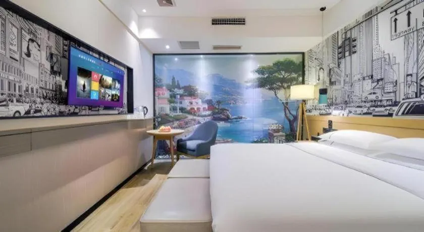 Bed in City Comfort Inn Chongqing Jiangbei International Airport