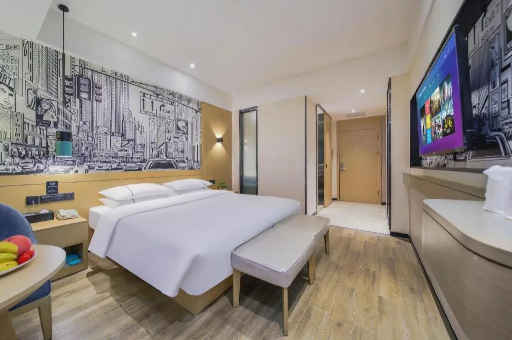 Bed in City Comfort Inn Chongqing Jiangbei International Airport