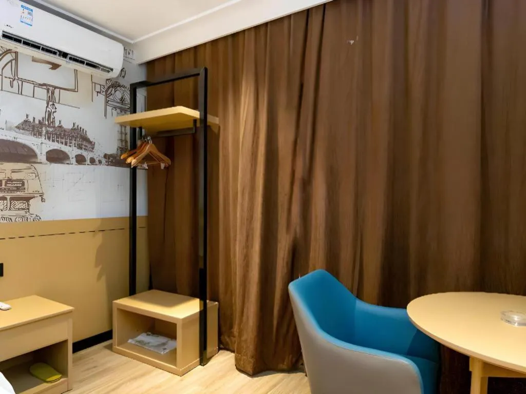 City Comfort Inn Yulin Youth Square 1st People's Hospital