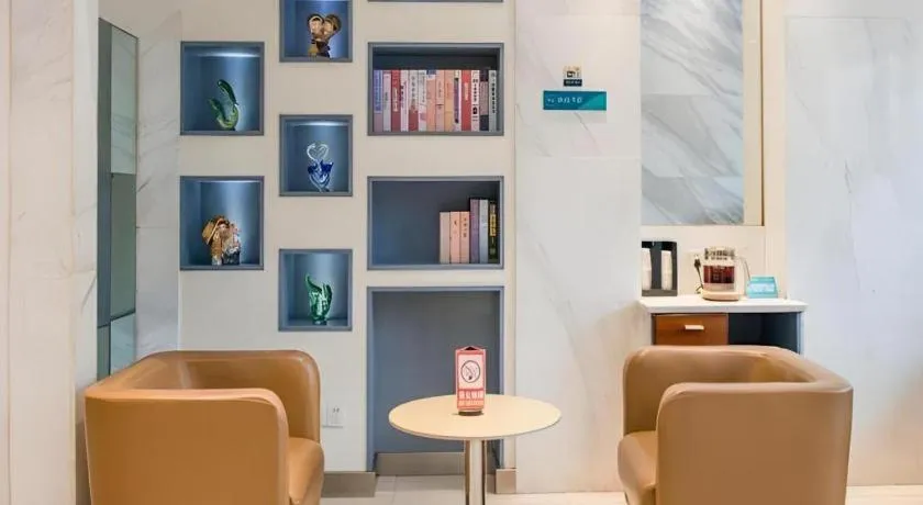 City Comfort Inn Yulin Youth Square 1st People's Hospital