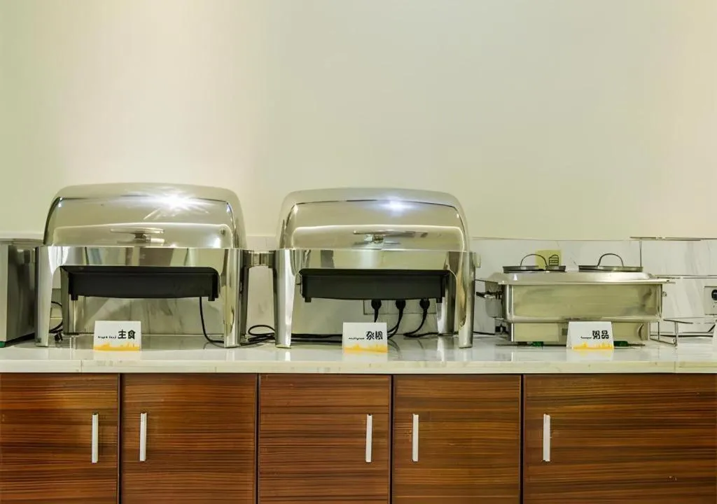 City Comfort Inn Yulin Youth Square 1st People's Hospital