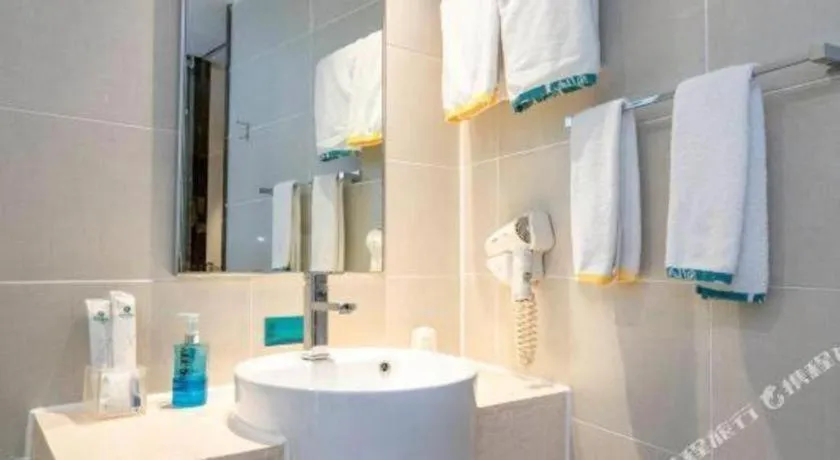 City Comfort Inn Yulin Youth Square 1st People's Hospital