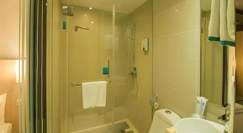 City Comfort Inn Yulin Youth Square 1st People's Hospital